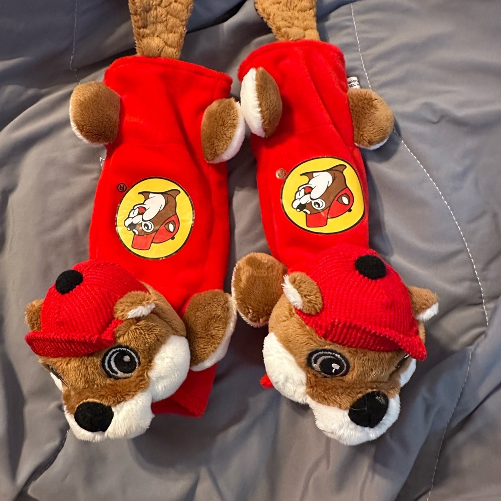 Bucees seat belt covers
